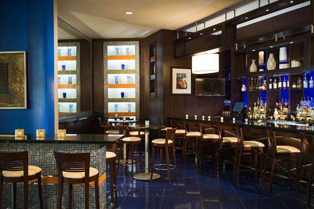 Renaissance Tampa International Plaza Hotel Екстериор снимка