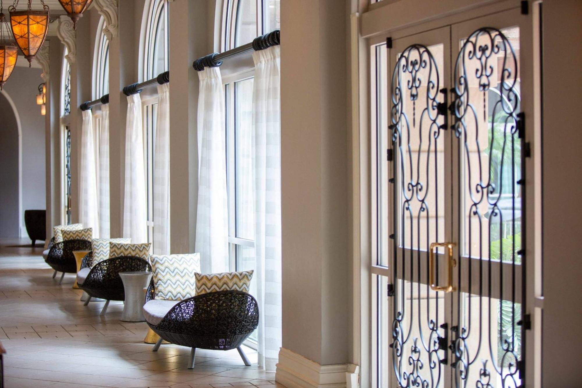 Renaissance Tampa International Plaza Hotel Екстериор снимка